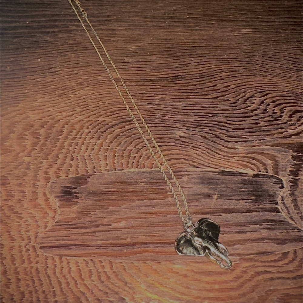 elephant necklace